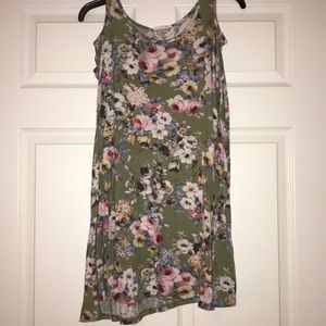 Cold shoulder tunic.